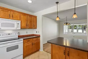 5032 N Northridge Pl, Tucson, AZ 85718 - Photo 15