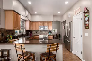 239 S Eastern Dawn Ave, Tucson, AZ 85748 - Photo 19