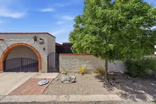 1407 Placita Apache, Green Valley, AZ 85622 - Photo 9