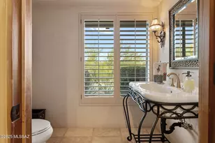 4425 N Hacienda Del Sol Rd, Tucson, AZ 85718 - Photo 13