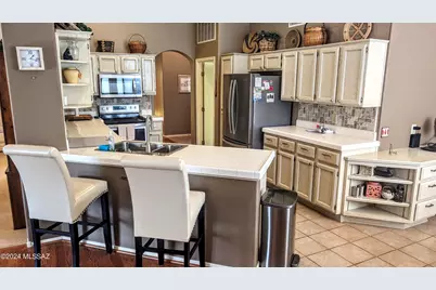 38100 S Mountain Site Drive, Tucson, AZ 85739 - Photo 7