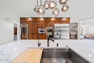 5775 N Campbell Ave, Tucson, AZ 85718 - Photo 7