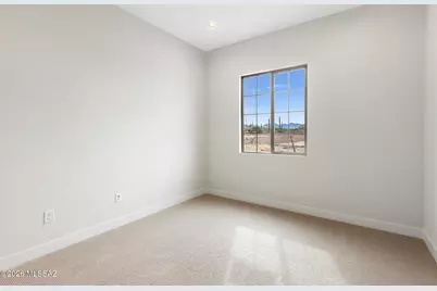 7420 W Lone Eagle Drive, Marana, AZ 85658 - Photo 9