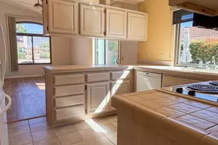 37388 S Blackfoot Dr, Saddlebrooke, AZ 85739 - Photo 9