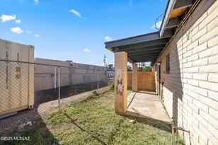 1408 N Hualpai Rd, Tucson, AZ 85745 - Photo 33