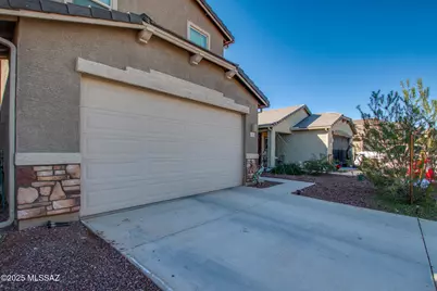 21925 E Thunderhead Drive, Red Rock, AZ 85145 - Photo 3