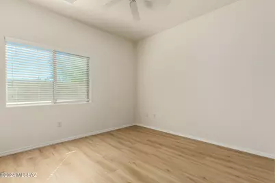 7104 W Amber Burst Court, Tucson, AZ 85743 - Photo 17