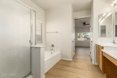 7104 W Amber Burst Court, Tucson, AZ 85743 - Photo 13