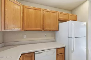 8271 S Via Del Forjador, Tucson, AZ 85747 - Photo 11