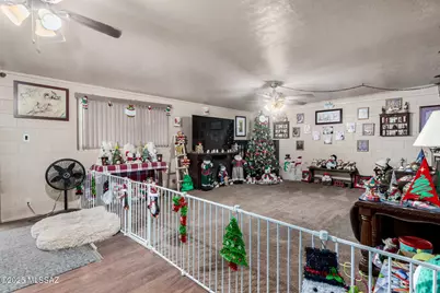 2036 S Avenida Ursa, Tucson, AZ 85710 - Photo 11