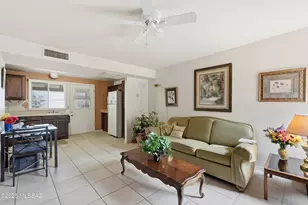 364 S Paseo Lobo, Green Valley, AZ 85614 - Photo 7