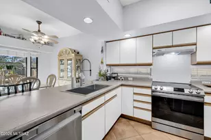 2162 E Barrett Ln, Tucson, AZ 85719 - Photo 17