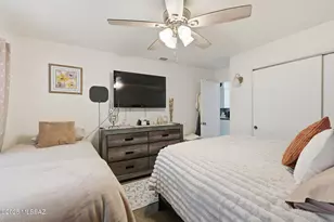 396A N Silverbell Rd, Tucson, AZ 85745 - Photo 17