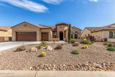 566 N Ramos Lane, Green Valley, AZ 85614 - Photo 1