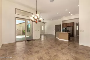 566 N Ramos Ln, Green Valley, AZ 85614 - Photo 9