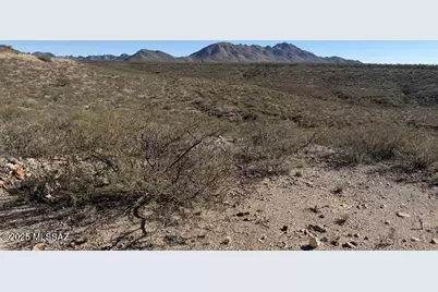 186 Camino Chimeneas #24, Tubac, AZ 85646 - Photo 13