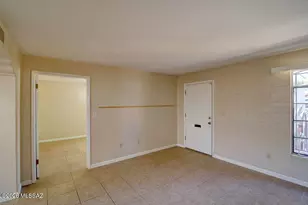135 S Paseo Quinta, Green Valley, AZ 85614 - Photo 5