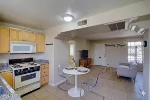 135 S Paseo Quinta, Green Valley, AZ 85614 - Photo 7