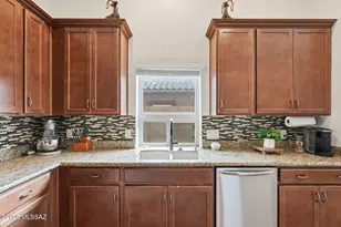 9625 N Hebden Way, Marana, AZ 85653 - Photo 7