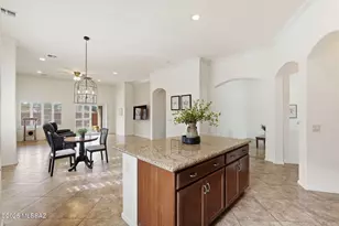 9625 N Hebden Way, Marana, AZ 85653 - Photo 9