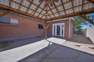 4301 E Hayhurst St, Tucson, AZ 85712 - Photo 15