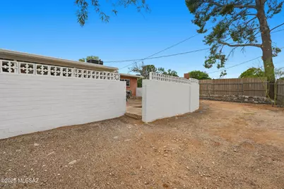 7061 E Edgemont Street, Tucson, AZ 85710 - Photo 35