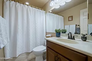 7452 E Ridge Point Rd, Tucson, AZ 85750 - Photo 31