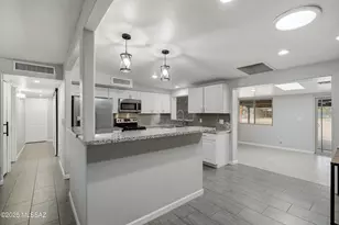 8822 N Marathon Dr, Tucson, AZ 85704 - Photo 9