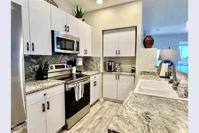 755 W Vistoso Highlands Drive #212, Oro Valley, AZ 85755 - Photo 7