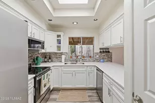 810 N Camino Santiago, Tucson, AZ 85745 - Photo 3