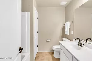 9596 S Miller Flats Dr, Tucson, AZ 85747 - Photo 33