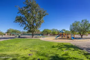 1007 E Mt Shibell Dr, Sahuarita, AZ 85629 - Photo 49