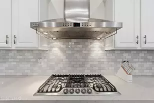 13675 N Napoli Way, Oro Valley, AZ 85755 - Photo 29