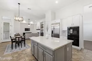 13675 N Napoli Way, Oro Valley, AZ 85755 - Photo 33