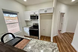 1383 N Saddleback Cir, Tombstone, AZ 85638 - Photo 11