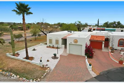 308 E Paseo Verde, Green Valley, AZ 85614 - Photo 1