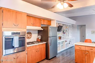 8320 E Shiloh St, Tucson, AZ 85710 - Photo 9