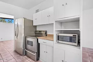 7164 E Port Au Prince Pl, Tucson, AZ 85710 - Photo 9