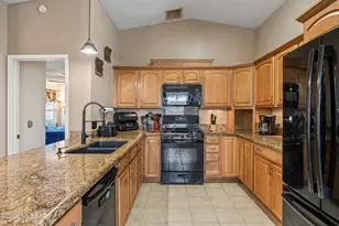 1709 W Applecreek Pl, Tucson, AZ 85746 - Photo 1