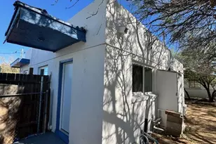 240 E Delano St, Tucson, AZ 85705 - Photo 9