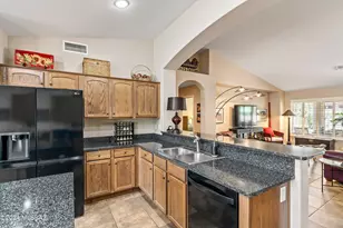 61776 E Oakwood Dr, Tucson, AZ 85739 - Photo 9