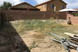 660 W Desert Blossom Dr, Green Valley, AZ 85614 - Photo 15