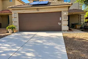 660 W Desert Blossom Dr, Green Valley, AZ 85614 - Photo 1