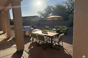 1434 W Hidden Crest Ct, Green Valley, AZ 85622 - Photo 5