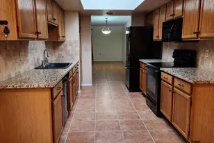 2009 W Misty Hollow Ln, Tucson, AZ 85704 - Photo 9