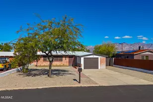 1439 E Linden St, Tucson, AZ 85719 - Photo 1