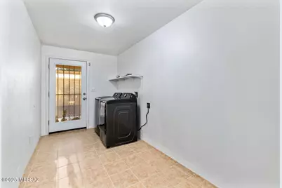933 N Columbus Boulevard, Tucson, AZ 85711 - Photo 25