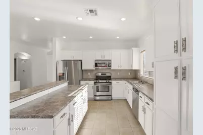 13885 E Camino Costa Teguise, Vail, AZ 85641 - Photo 7