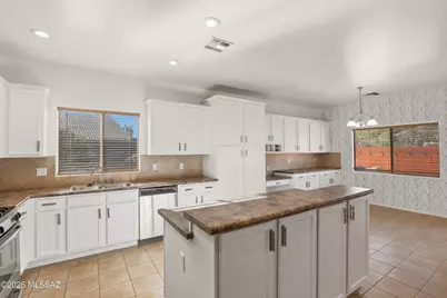 13885 E Camino Costa Teguise, Vail, AZ 85641 - Photo 9