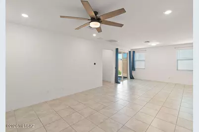 7996 S Golden Bell Drive, Tucson, AZ 85747 - Photo 17